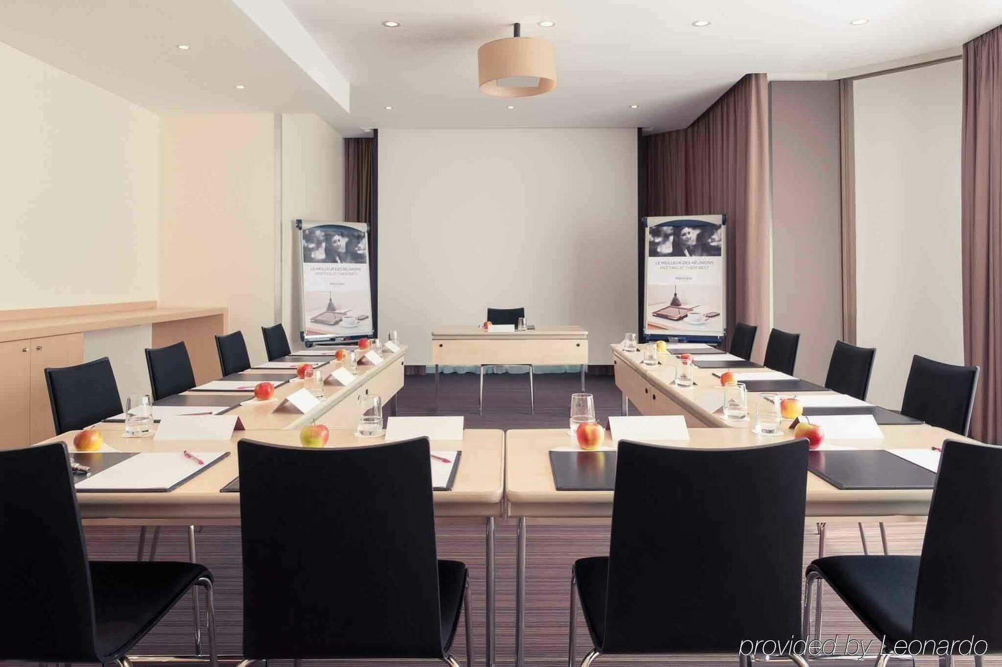 Mercure Hotel Brussels Airport Дигем Экстерьер фото